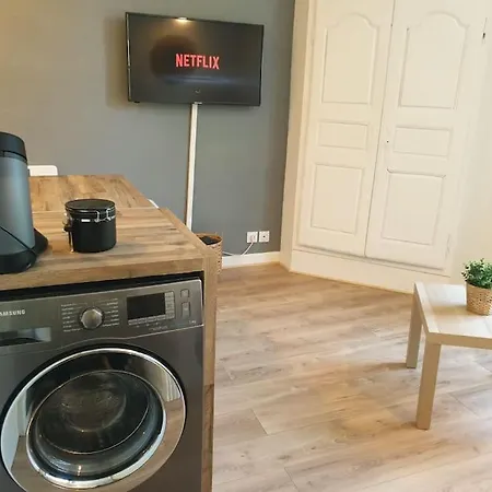 Apartment Cosy Love- Centre - Free Carpark - Wifi