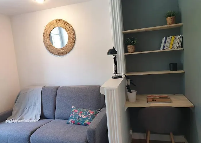 Cosy Love- Centre - Free Carpark - Wifi Апартаменты *