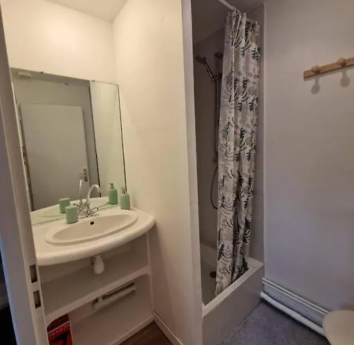 Апартаменты Cosy Love- Centre - Free Carpark - Wifi По